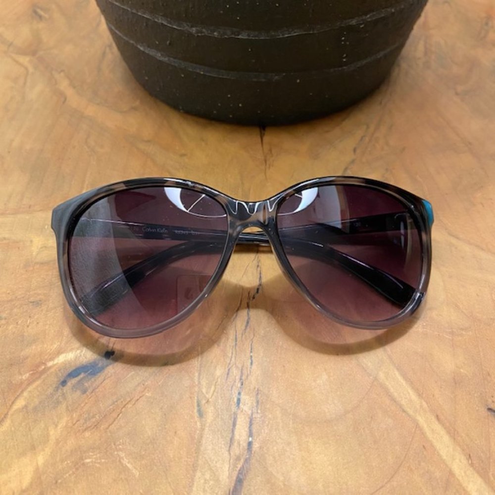 Calvin Klein Tortoise Shell Sunglasses - Picture 3 of 9